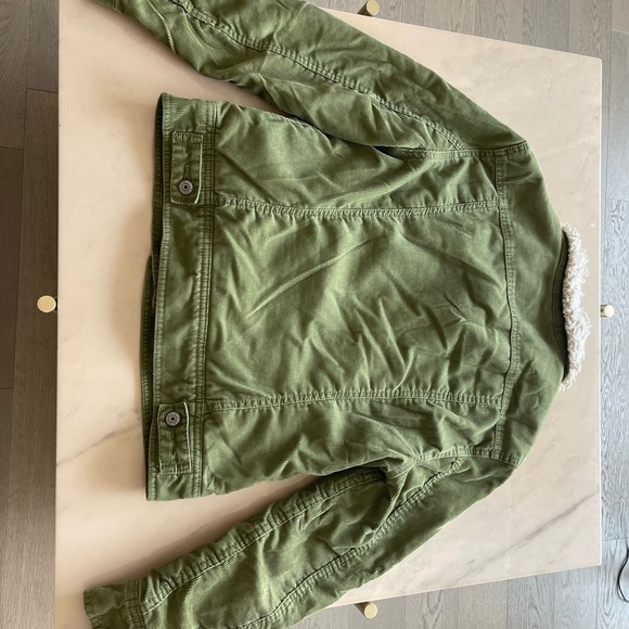 Levis green jacket (selling for my gf) - Picture 4 of 5